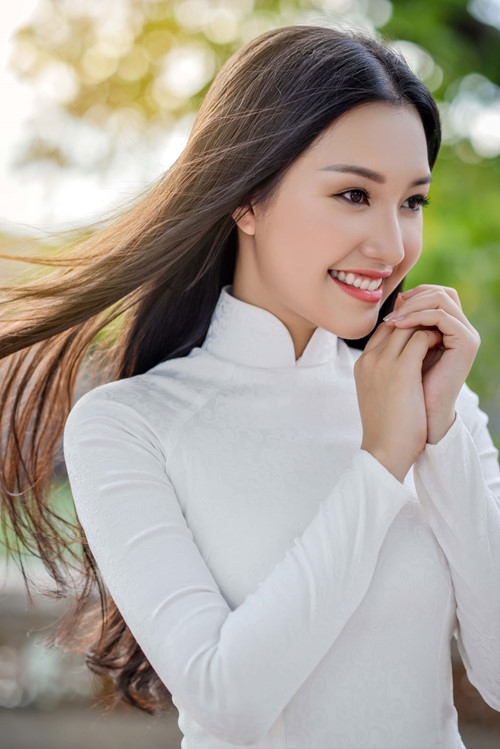 Tuy nhiên, Ngọc Trân sở hữu chiều cao không quá nổi trội và đó chính điểm khiến cô bị ảnh hưởng ít nhiều tới hy vọng trở thành hoa hậu.